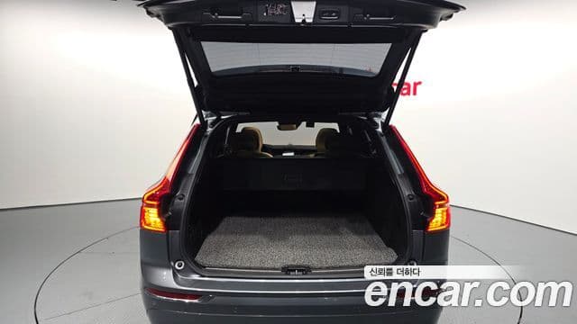 Volvo XC60 2020 — фото 20 из 20