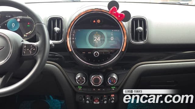 Mini Cooper Countryman 2021 — Şəkil 19/20