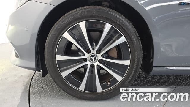 Mercedes-Benz E-Class 2019 — Şəkil 5/20