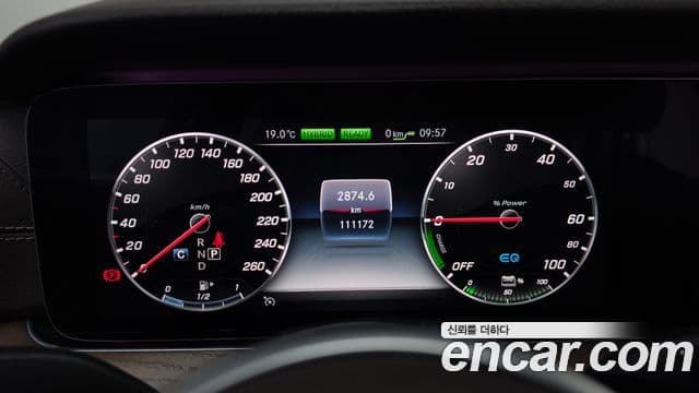 Mercedes-Benz E-Class 2019 — Şəkil 8/20