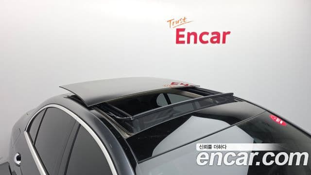 Mercedes-Benz E-Class 2019 — Şəkil 20/20