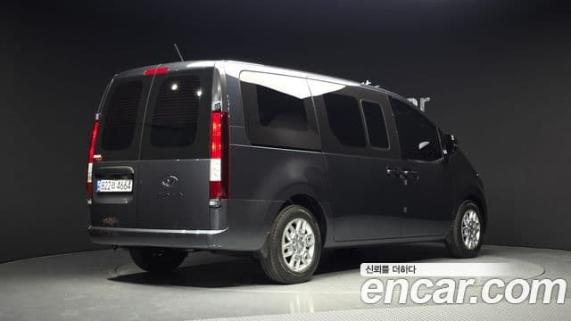 Hyundai Staria 2022 — Şəkil 2/20