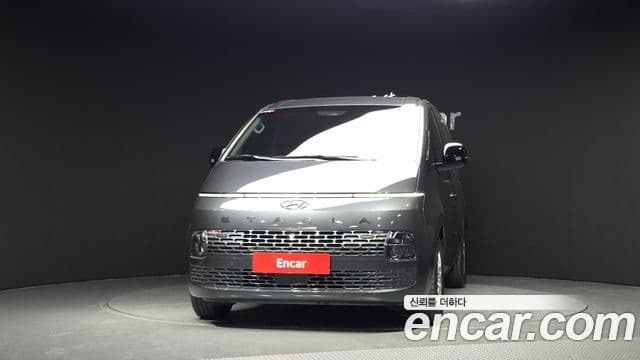 Hyundai Staria 2022 — ფოტო 3/20