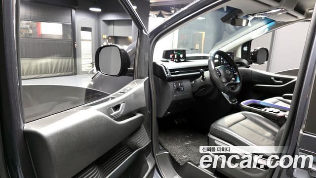 Hyundai Staria 2022 — Şəkil 10/20