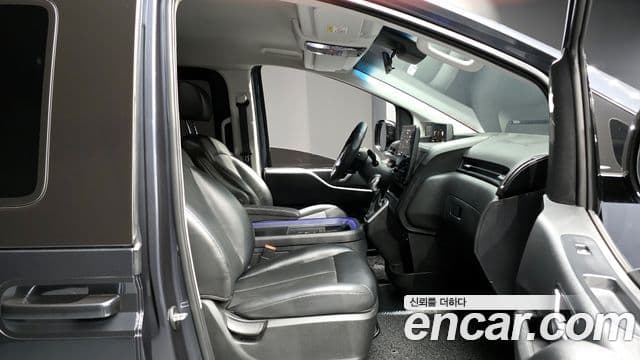 Hyundai Staria 2022 — ფოტო 12/20