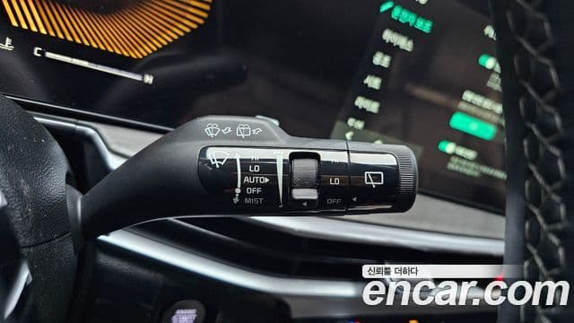 Kia Sorento 2023 — Şəkil 18/20