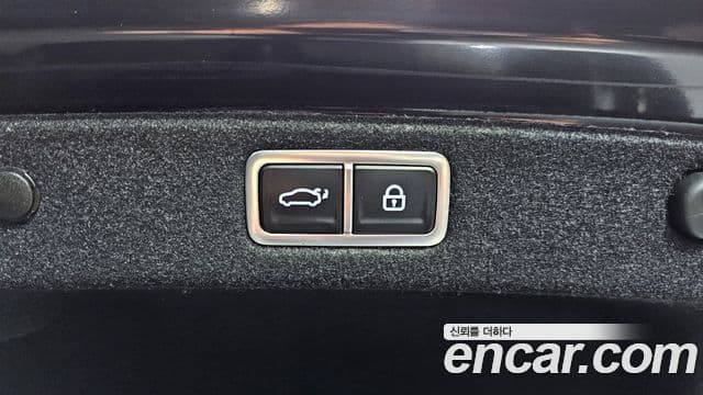 Hyundai Grandeur 2023 — Şəkil 17/20