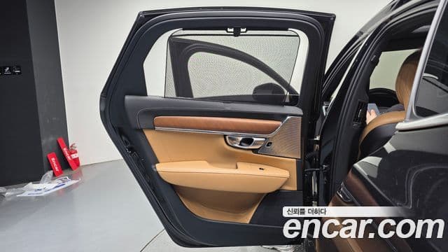 Volvo S90 2020 — ფოტო 19/33