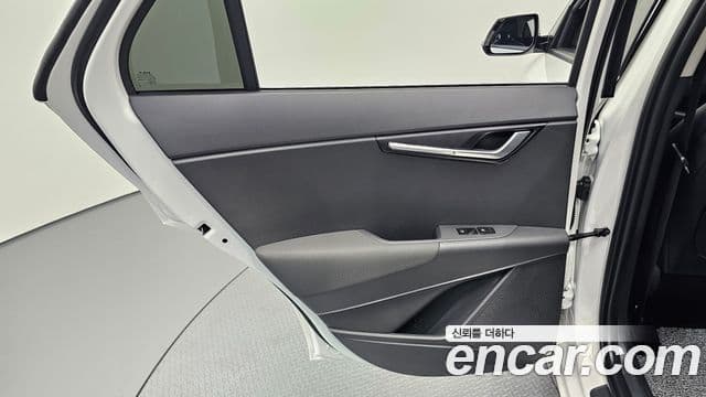 Kia Niro 2026 — Photo 8/30