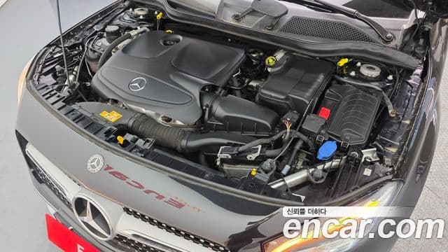 Mercedes-Benz GLA-Class 2018 — ფოტო 6/20