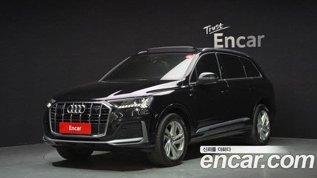 Audi Q7 2022 — Şəkil 1/20