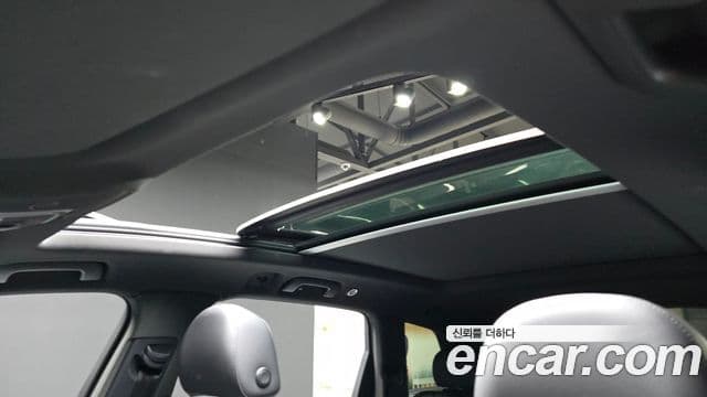 Audi Q7 2022 — Şəkil 18/20