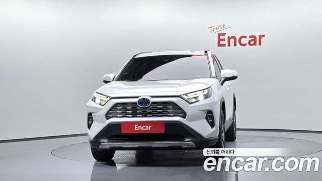 Toyota RAV4 2024 — ფოტო 3/20