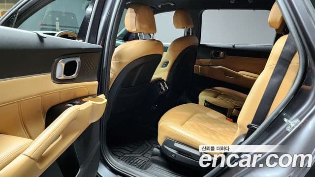 Kia Sorento 2020 — Фото 12/20