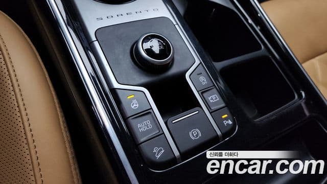Kia Sorento 2020 — Фото 18/20