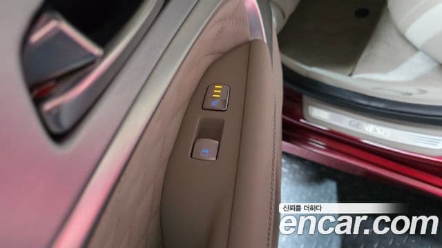 Genesis G70 2019 — Şəkil 19/20