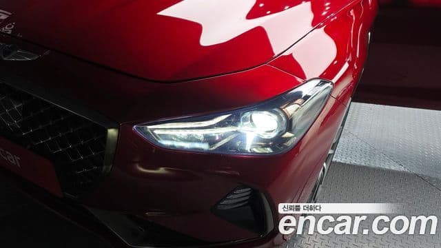 Genesis G70 2019 — Photo 30/35