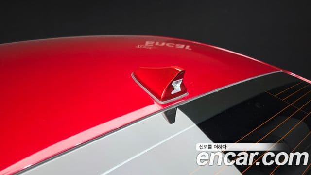 Genesis G70 2019 — Photo 9/35