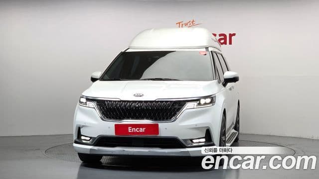 Kia Carnival 2021 — ფოტო 9/20