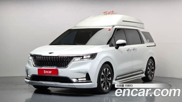 Kia Carnival 2021 — ფოტო 2/20