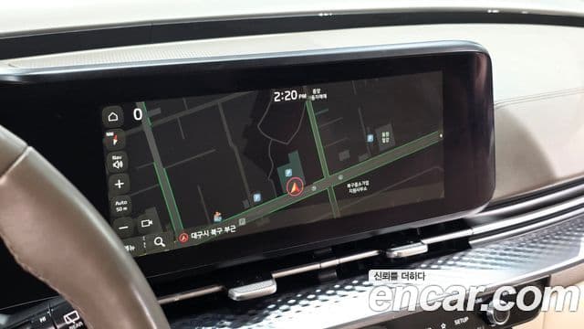 Kia Carnival 2021 — ფოტო 11/20