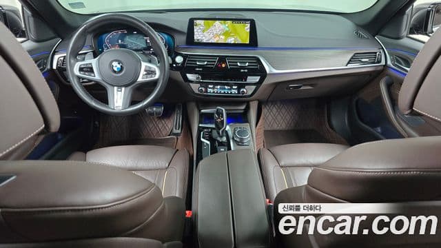 BMW 5 Series 2019 — Şəkil 7/20
