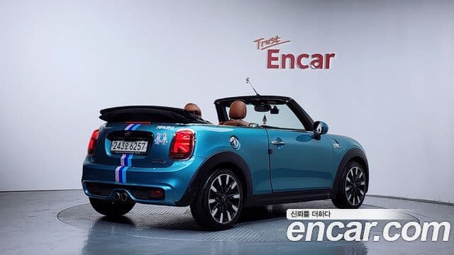Mini Cooper S Convertible 2018 — ფოტო 6/31