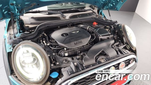 Mini Cooper S Convertible 2018 — ფოტო 9/31