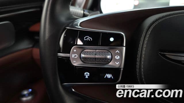 Genesis G90 2022 — ფოტო 18/20