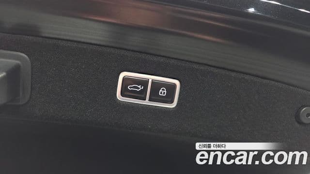 Genesis G90 2022 — ფოტო 20/20