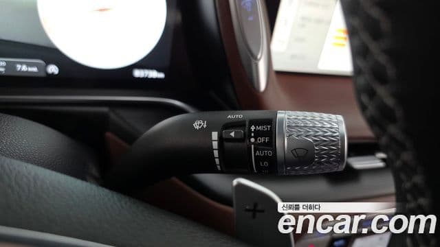 Genesis G90 2022 — Şəkil 13/34