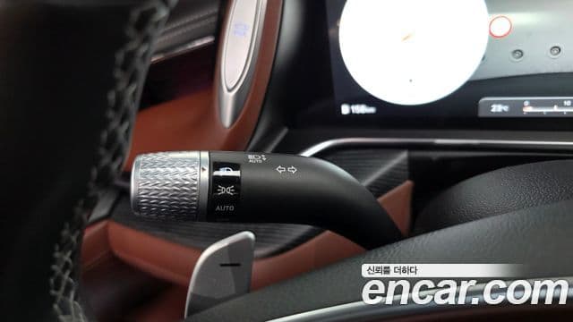 Genesis G90 2022 — Şəkil 19/34