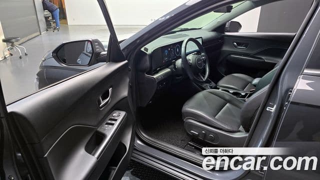 Hyundai Kona 2023 — Şəkil 10/20