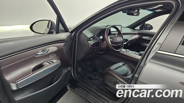 Genesis GV70 2021 — Şəkil 10/20