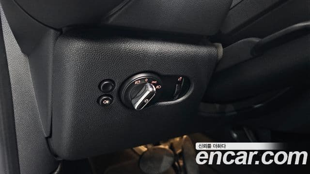 Mini Cooper 2021 — ფოტო 18/20
