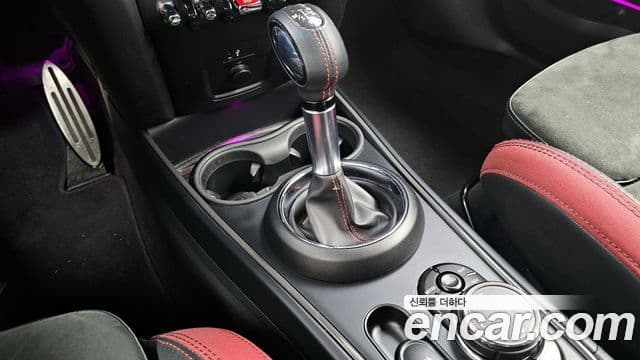 Mini Cooper S Countryman 2018 — Şəkil 7/20