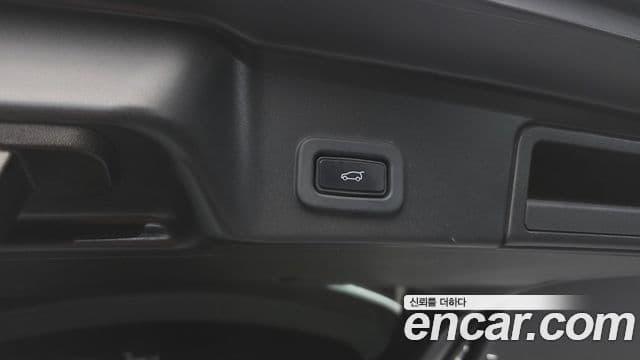 Land Rover Range Rover Evoque 2020 — ფოტო 14/31