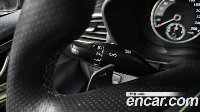 Genesis G70 2021 — ფოტო 13/20