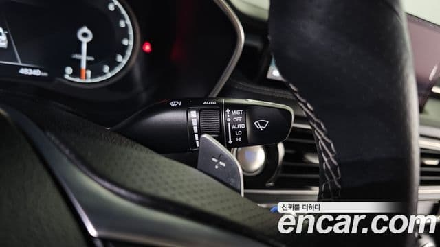 Genesis G70 2021 — ფოტო 15/20