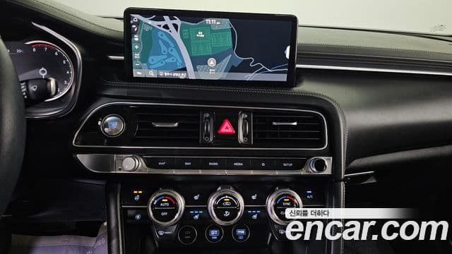 Genesis G70 2021 — ფოტო 16/20