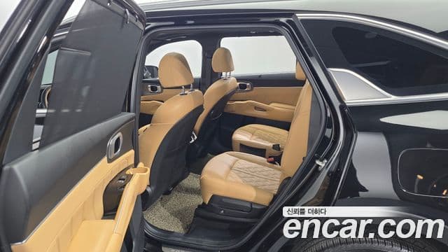 Kia Sorento 2023 — ფოტო 11/20