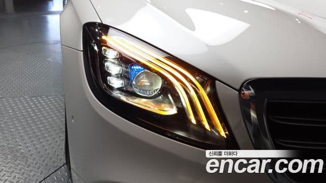 Mercedes-Benz S-Class 2019 — Şəkil 9/30
