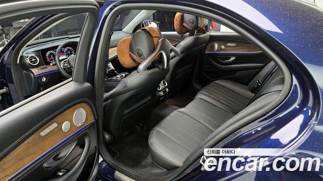Mercedes-Benz E-Class 2020 — Şəkil 12/20