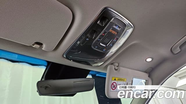 Genesis GV70 2021 — Şəkil 17/20