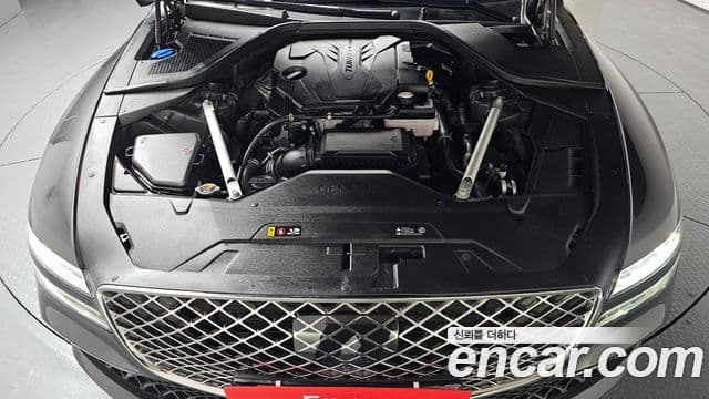 Genesis G80 2023 — ფოტო 16/20