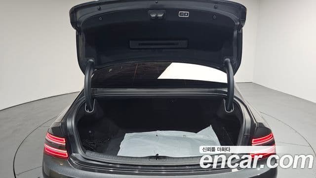 Genesis G80 2023 — ფოტო 9/20