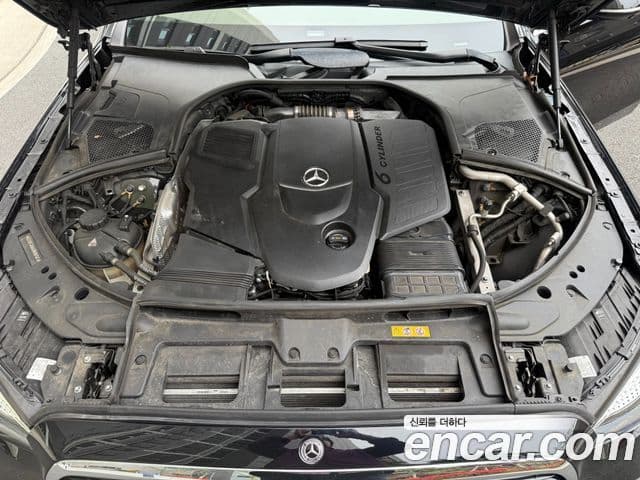 Mercedes-Benz S-Class 2021 — ფოტო 7/19