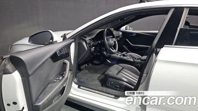 Audi A5 2019 — ფოტო 10/20