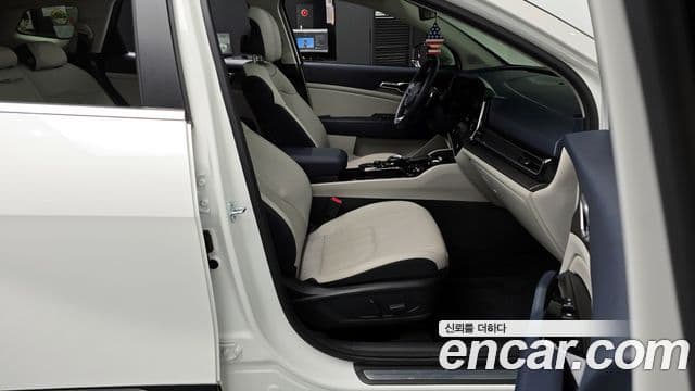 Kia Sportage 2022 — ფოტო 11/20