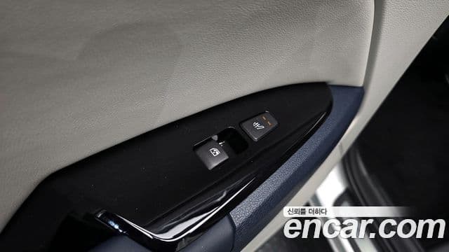 Kia Sportage 2022 — ფოტო 18/20